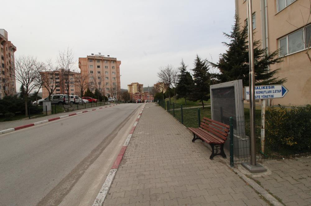 BAL'DAN G.DOĞU CEPHE, 1.ARA KAT,TEMİZ, SATILIK 3+1