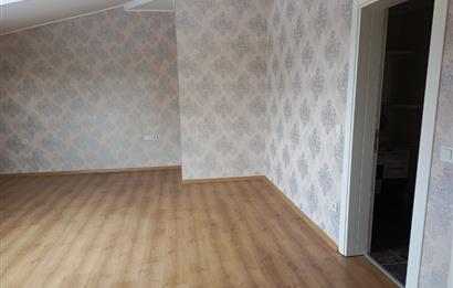 BEYLİKDÜZÜ - ESENYURTTA E-5 YANI SATILIK 4+2 DUBLEKS DAİRE