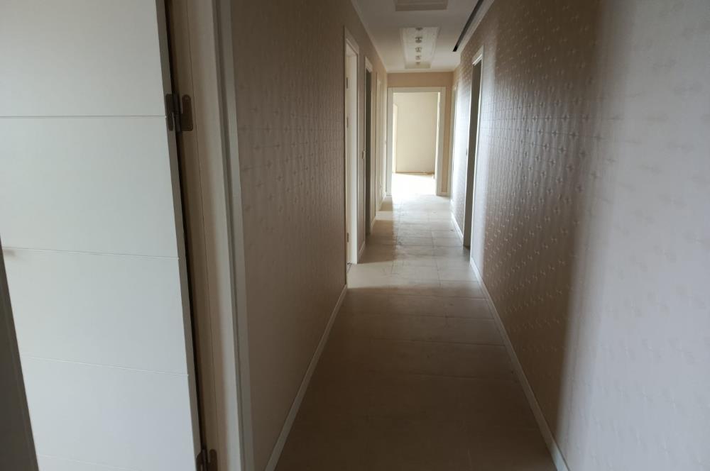 BEYLİKDÜZÜ - ESENYURTTA E-5 YANI SATILIK 4+2 DUBLEKS DAİRE