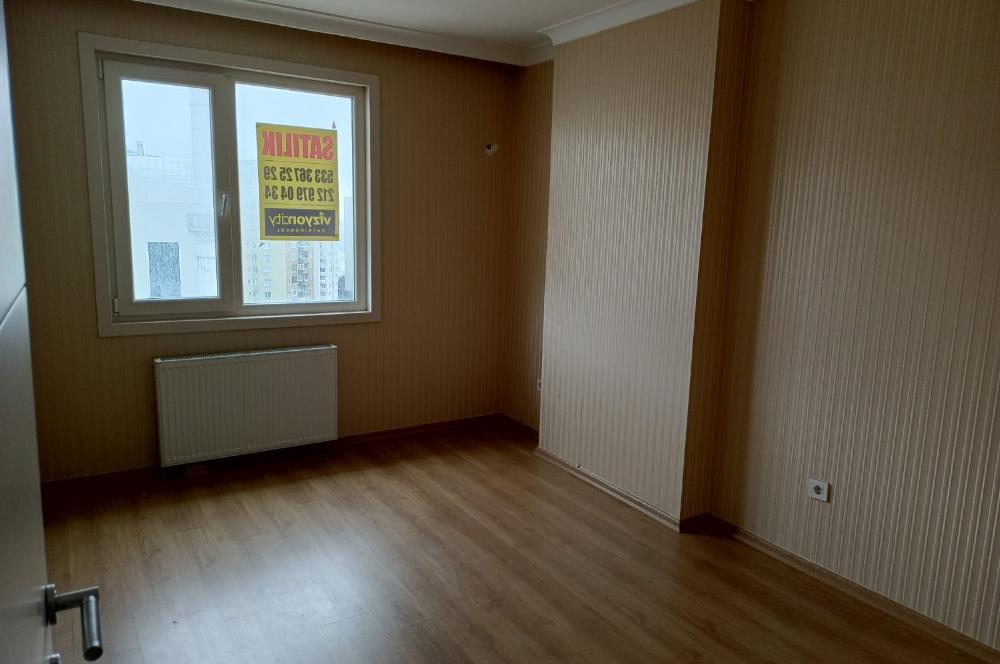 BEYLİKDÜZÜ - ESENYURTTA E-5 YANI SATILIK 4+2 DUBLEKS DAİRE
