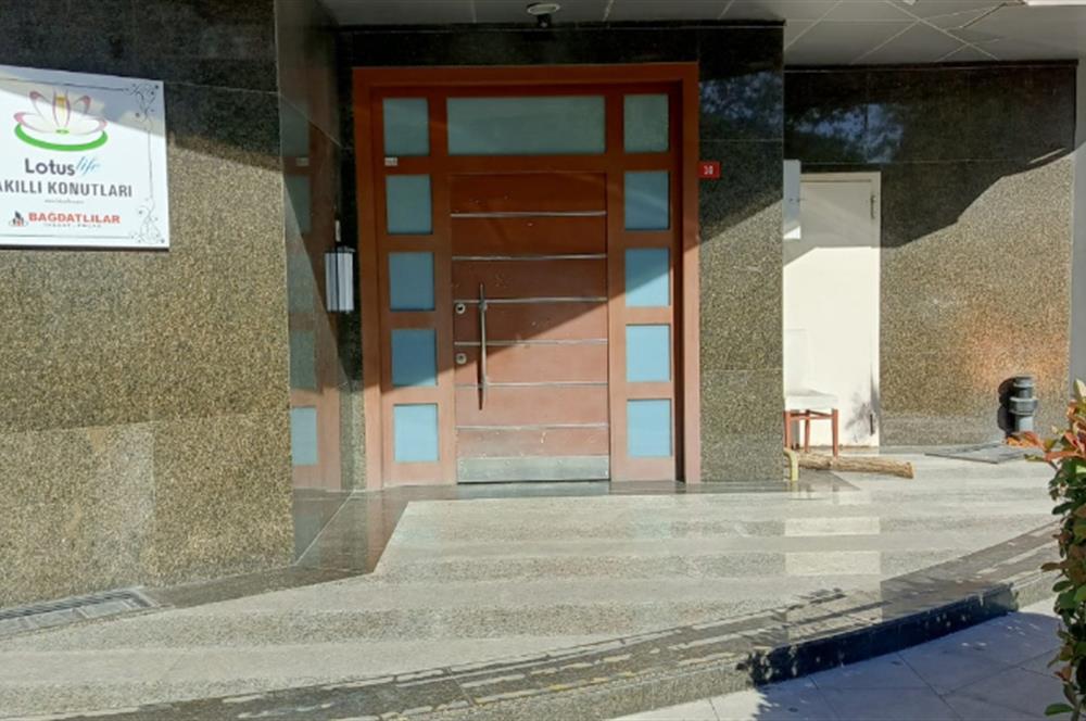 BEYLİKDÜZÜ - ESENYURTTA E-5 YANI SATILIK 4+2 DUBLEKS DAİRE