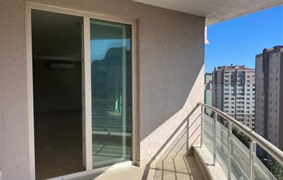 BEYLİKDÜZÜ - ESENYURTTA E-5 YANI SATILIK 4+2 DUBLEKS DAİRE