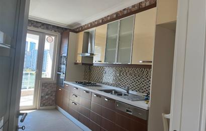 BEYLİKDÜZÜ - ESENYURTTA E-5 YANI SATILIK 4+2 DUBLEKS DAİRE