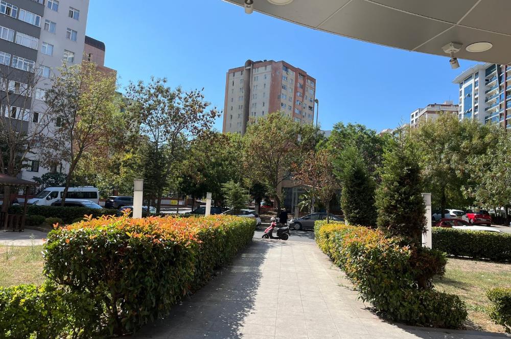 BEYLİKDÜZÜ - ESENYURTTA E-5 YANI SATILIK 4+2 DUBLEKS DAİRE