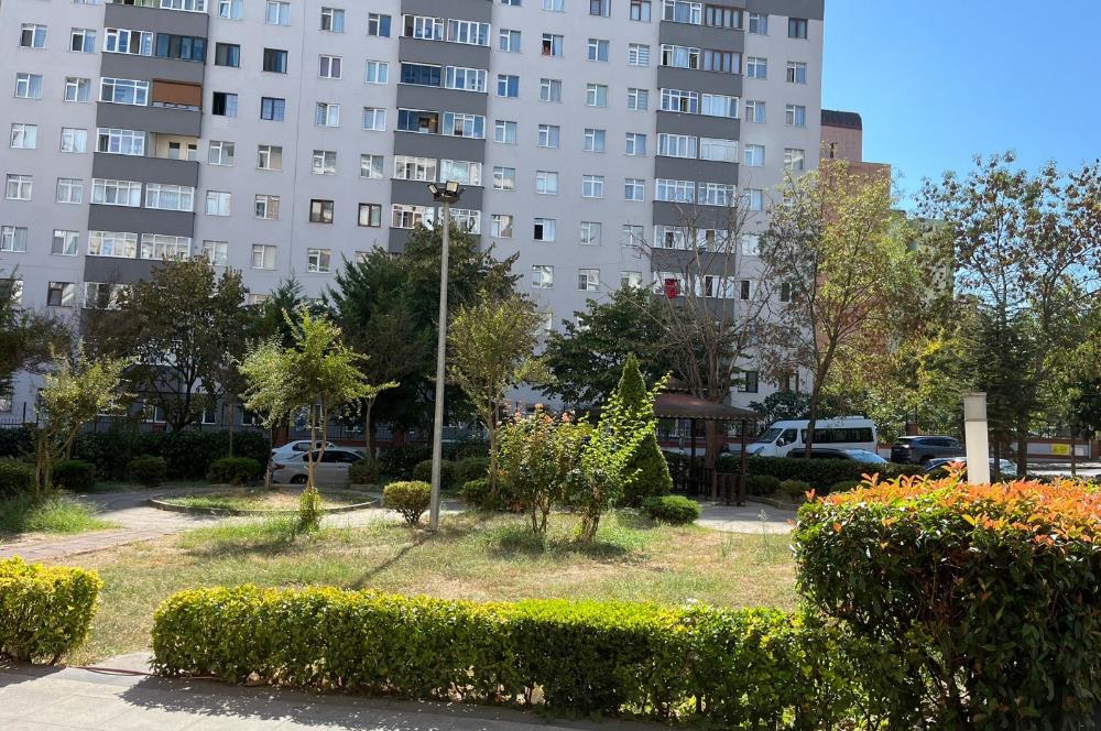 BEYLİKDÜZÜ - ESENYURTTA E-5 YANI SATILIK 4+2 DUBLEKS DAİRE