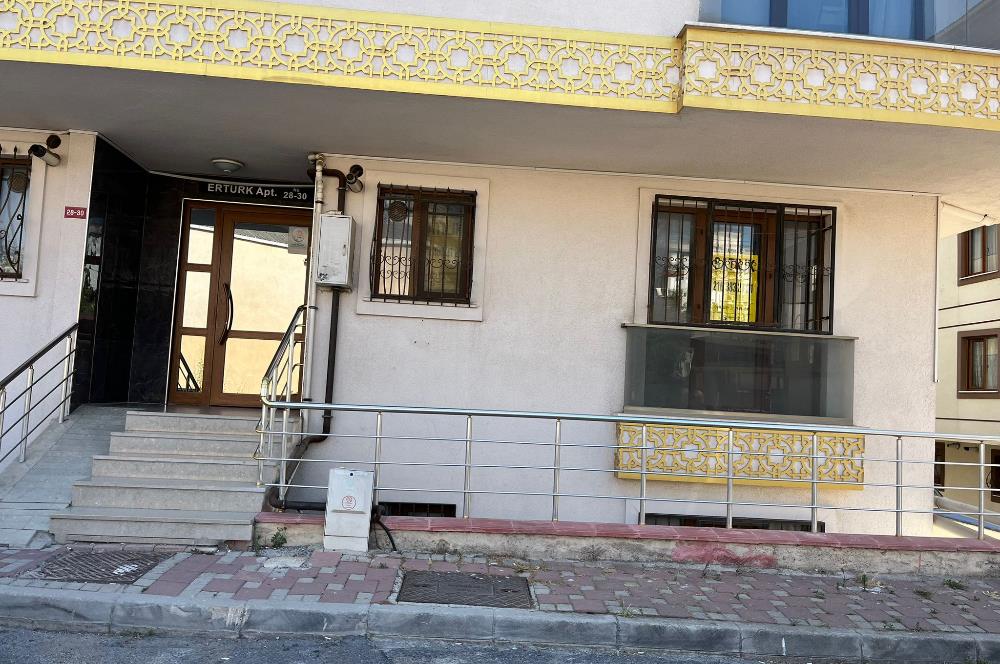 ÇEKMEKÖY'DE GENÇ BİNADA TEMİZ 1+1 DAİRE