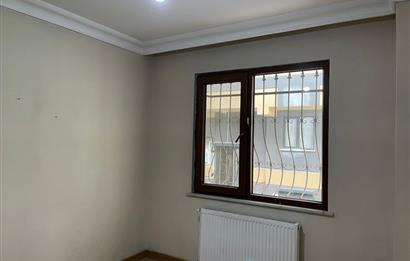 ÇEKMEKÖY'DE GENÇ BİNADA TEMİZ 1+1 DAİRE