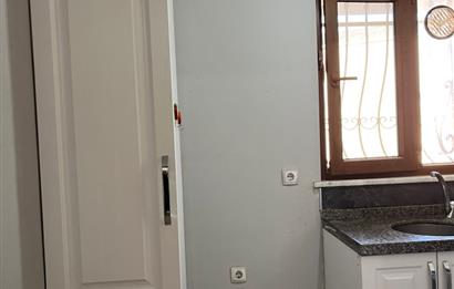 ÇEKMEKÖY'DE GENÇ BİNADA TEMİZ 1+1 DAİRE