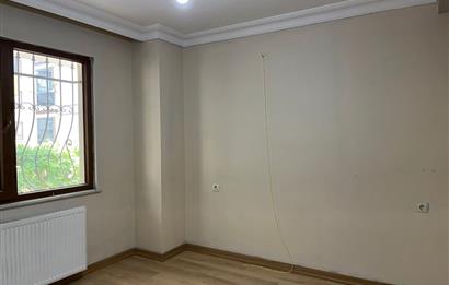 ÇEKMEKÖY'DE GENÇ BİNADA TEMİZ 1+1 DAİRE