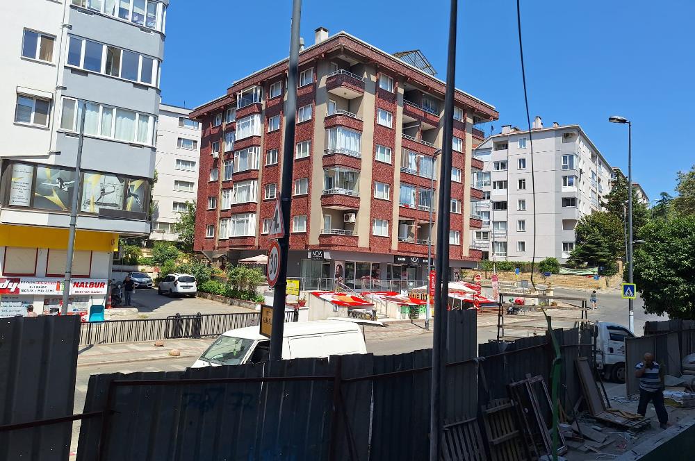 KOŞUYOLU LİFE'TA ÖN CEPHE KÖŞE DAİRE...