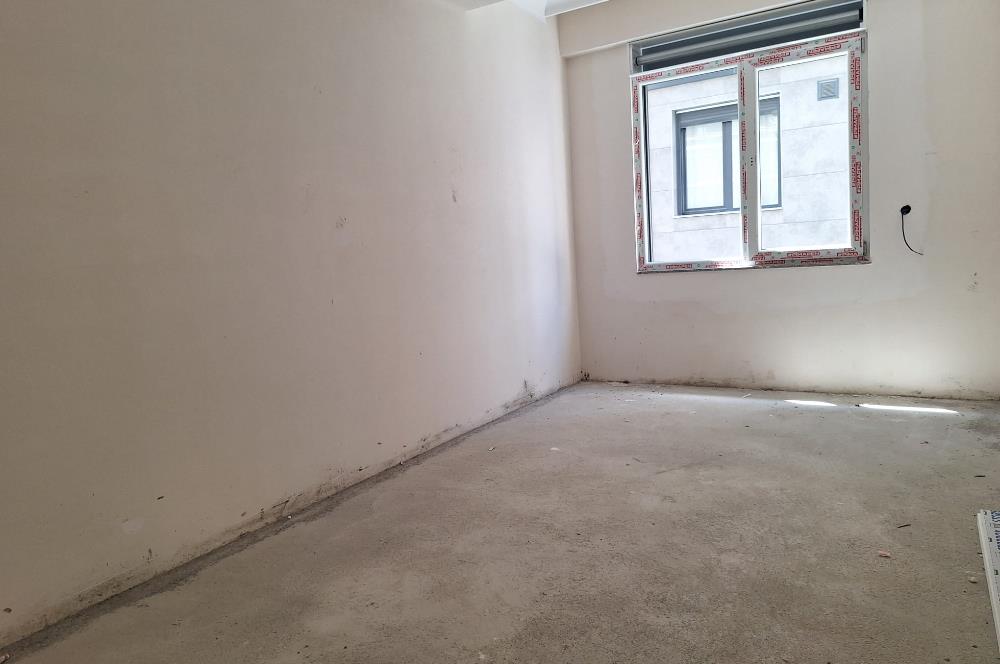 KOŞUYOLU LİFE'TA ÖN CEPHE KÖŞE DAİRE...