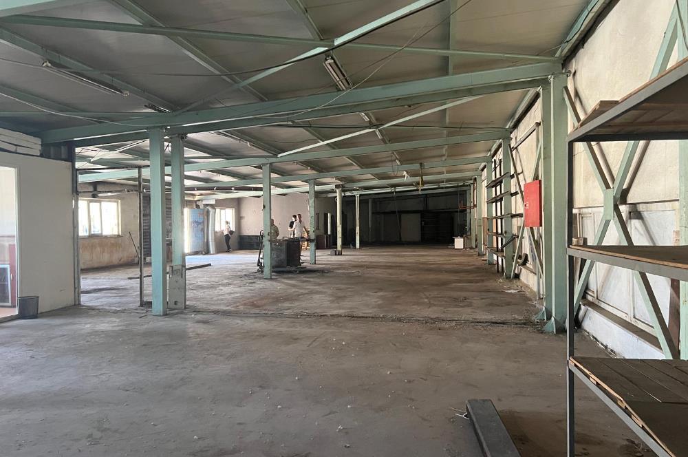 HADIMKÖY ÖMERLİ'DE 520M2 BOŞ DEPO-İMALATHANE