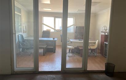 HADIMKÖY ÖMERLİ'DE 520M2 BOŞ DEPO-İMALATHANE