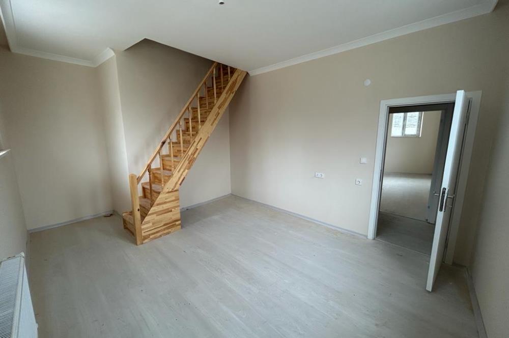 SANCAKTEPE FEVZİ ÇAKMAK CADDESİNDE 3+1 TERS DUBLEKS