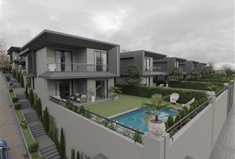 Saruhanda satılık yüzme havuzlu villa