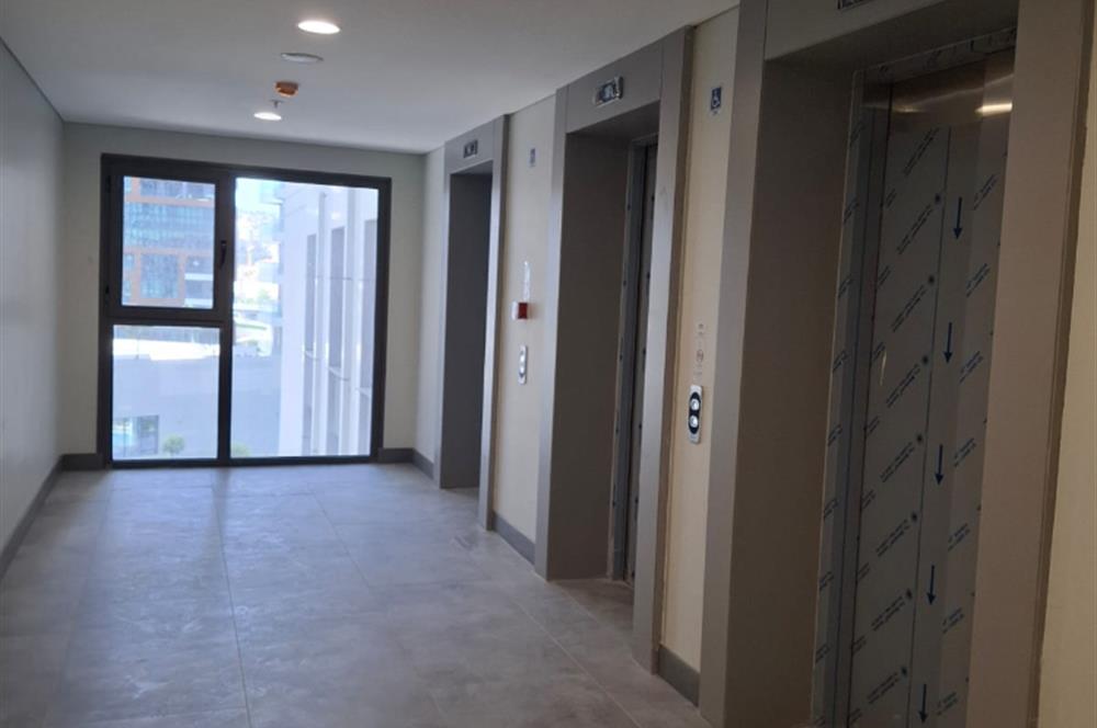 Fikirtepe'de Emkak Konut GYO 7. Etap'ta Kiralık 2+1 Yeni Daire