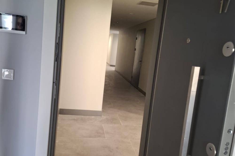 Fikirtepe'de Emkak Konut GYO 7. Etap'ta Kiralık 2+1 Yeni Daire