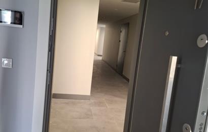 Fikirtepe'de Emkak Konut GYO 7. Etap'ta Kiralık 2+1 Yeni Daire
