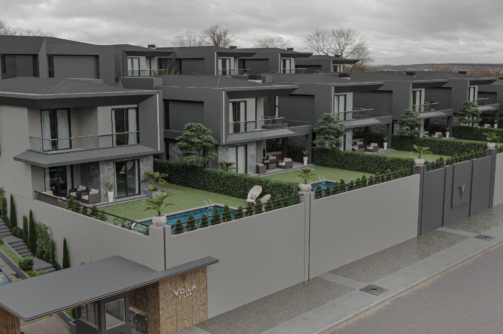 Saruhanda satılık yüzme havuzlu villa