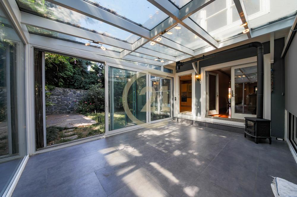 Kemerburgaz Çeşmeler Vadisi Satılık 5+2 Villa 