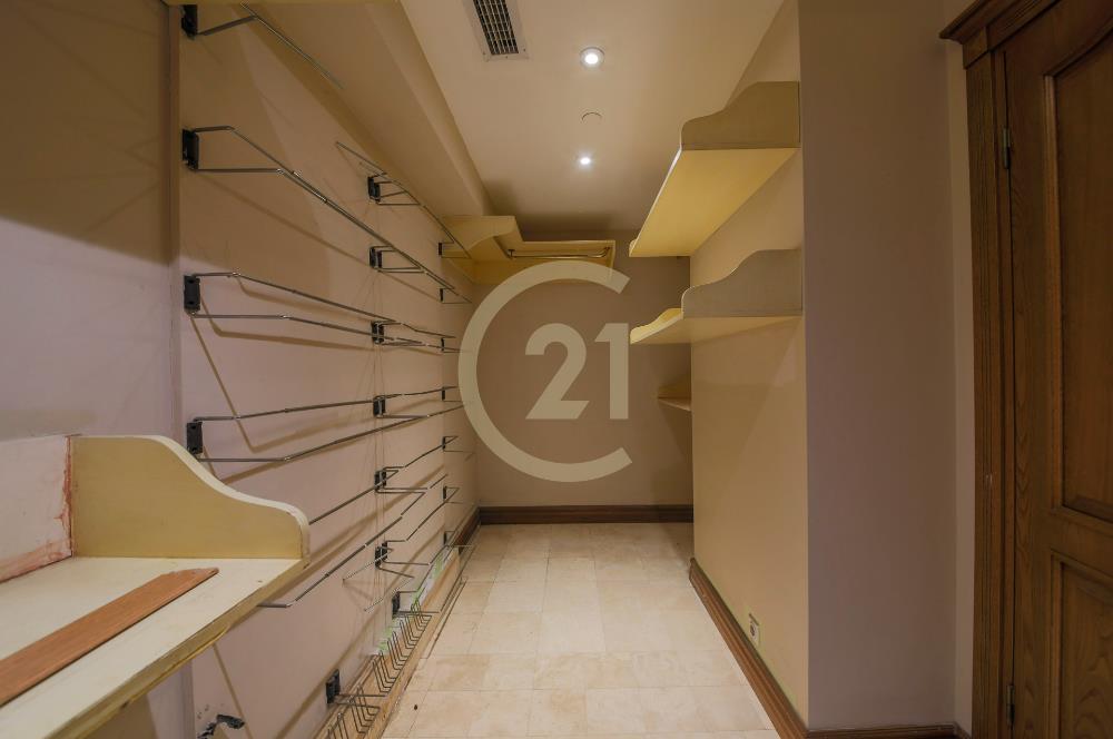 Kemerburgaz Çeşmeler Vadisi Satılık 5+2 Villa 