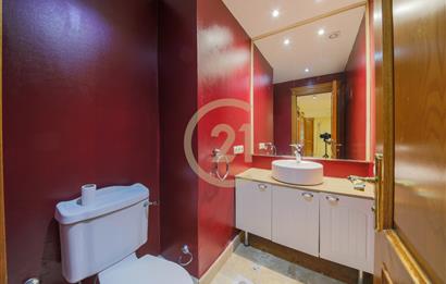 Kemerburgaz Çeşmeler Vadisi Satılık 5+2 Villa 