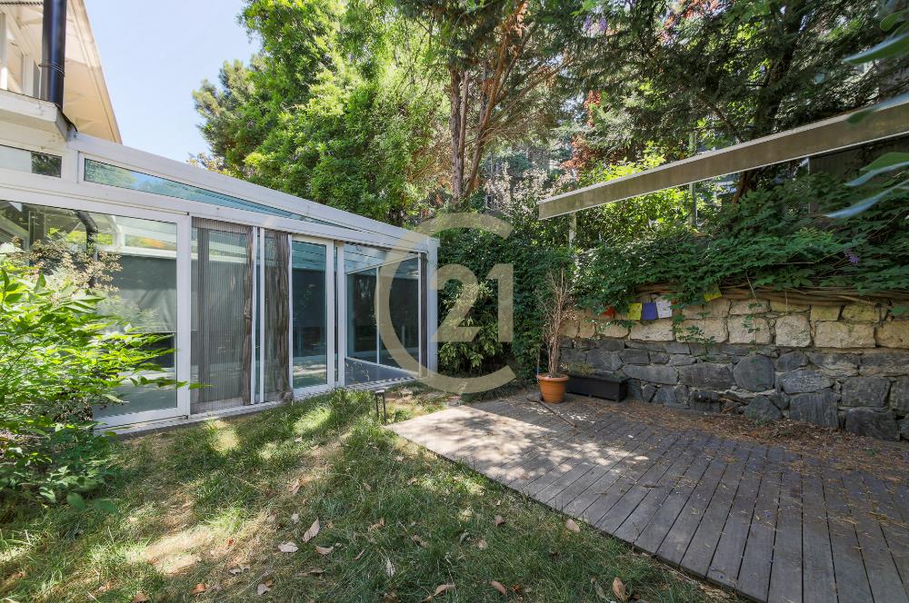 Kemerburgaz Çeşmeler Vadisi Satılık 5+2 Villa 
