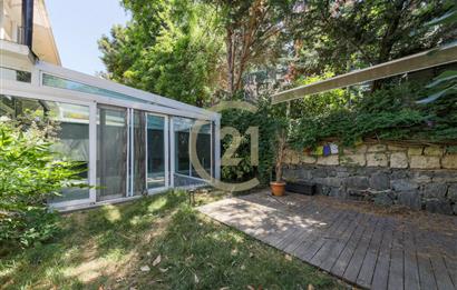 Kemerburgaz Çeşmeler Vadisi Satılık 5+2 Villa 