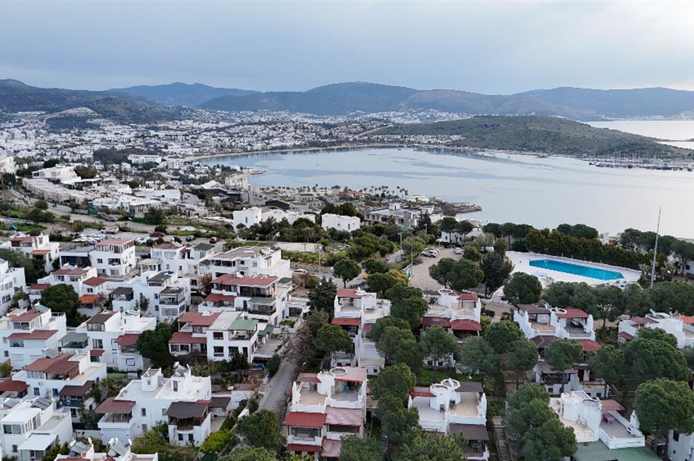 Bodrum-Bitez  3+1 deniz manzaralı satılık dubleks villa