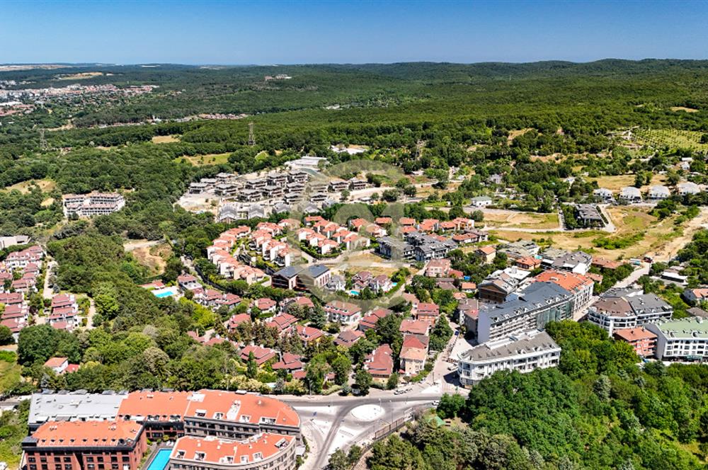 Kemerburgaz Çeşmeler Vadisi Satılık 5+2 Villa 