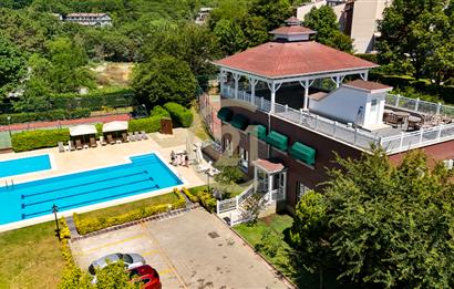 Kemerburgaz Çeşmeler Vadisi Satılık 5+2 Villa 