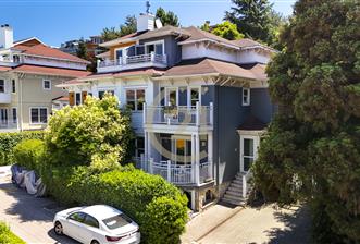 Kemerburgaz Çeşmeler Vadisi Satılık 5+2 Villa 