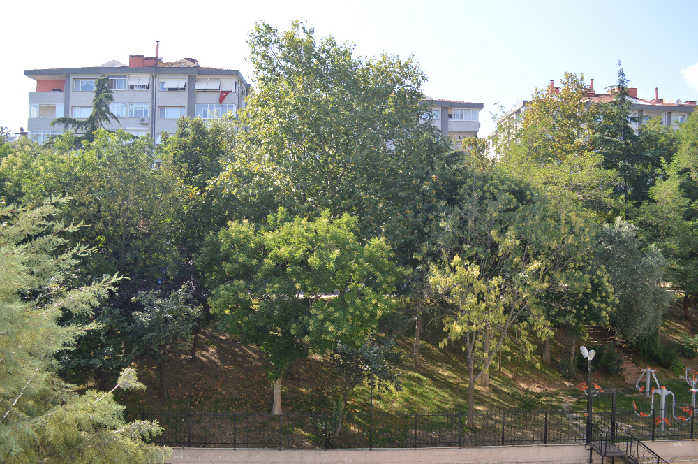 ALTUNİZADENİN EN GÖZDESİ GURUR SİTESİNDE KEYİFLİ,BAKIMLI 3+1