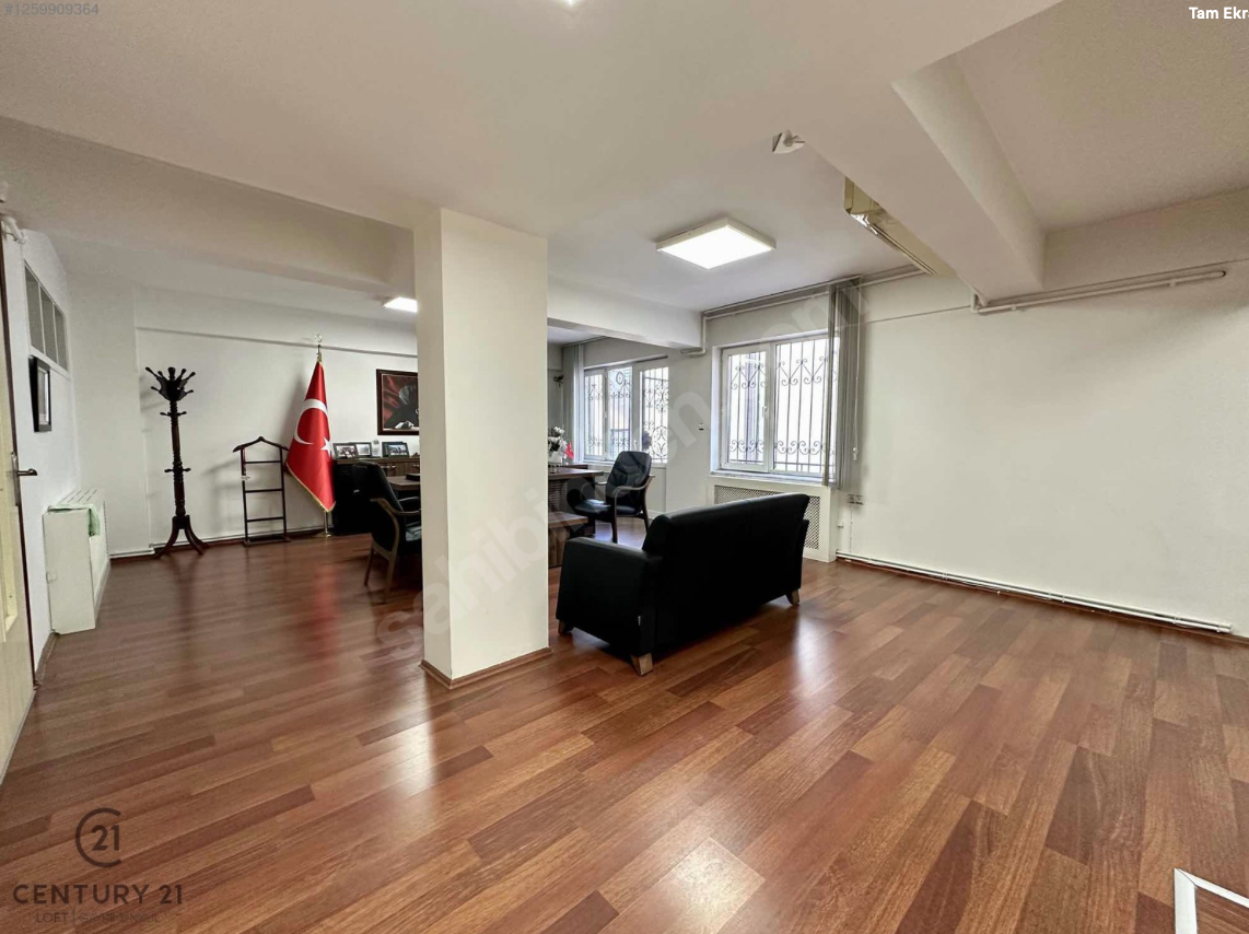 Devlet Hastanesi Karşısında Satılık 256 m2 Daire-İş Yeri