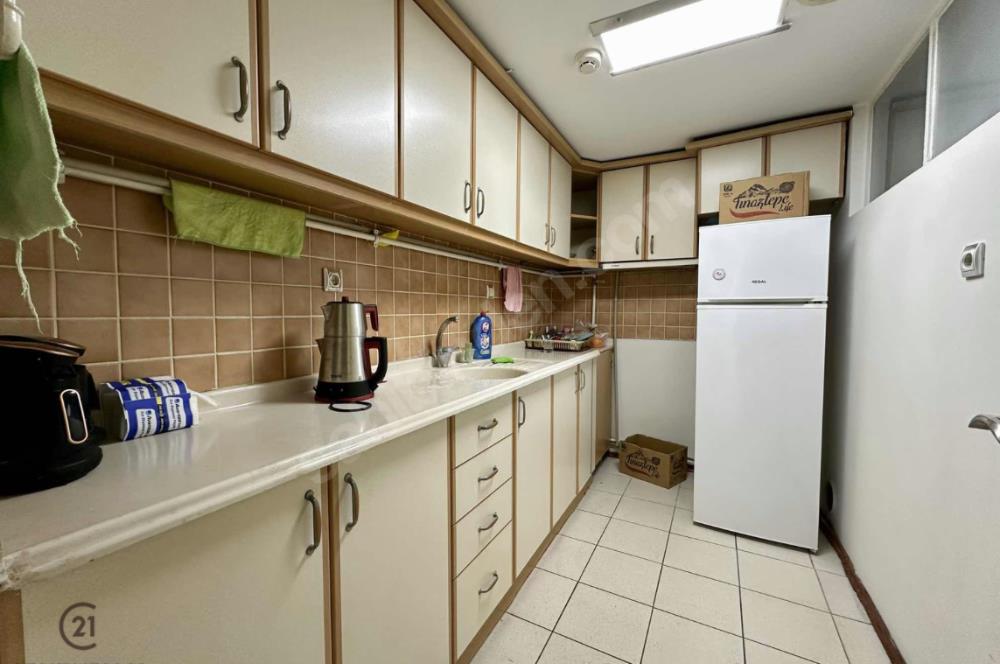 Devlet Hastanesi Karşısında Satılık 256 m2 Daire-İş Yeri