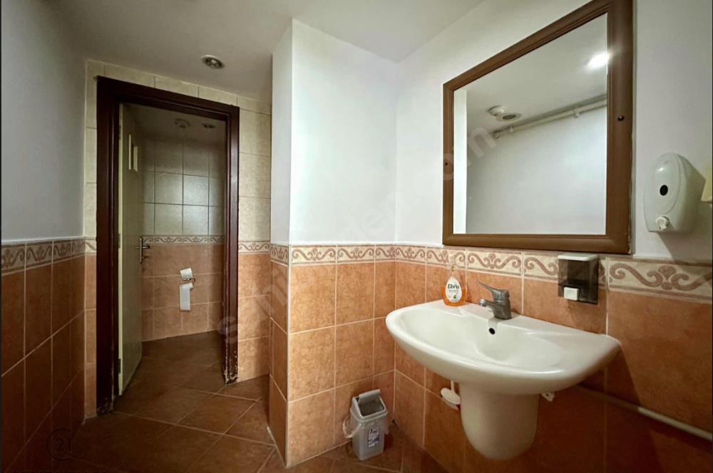 Devlet Hastanesi Karşısında Satılık 256 m2 Daire-İş Yeri