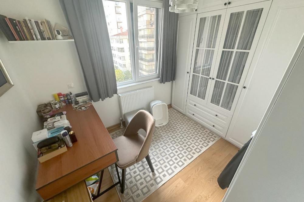 KOZYATAĞI, ATATÜRK CAD. ÜZERİNDE SATILIK 3 + 1 DAİRE