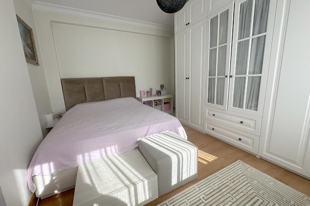 KOZYATAĞI, ATATÜRK CAD. ÜZERİNDE SATILIK 3 + 1 DAİRE