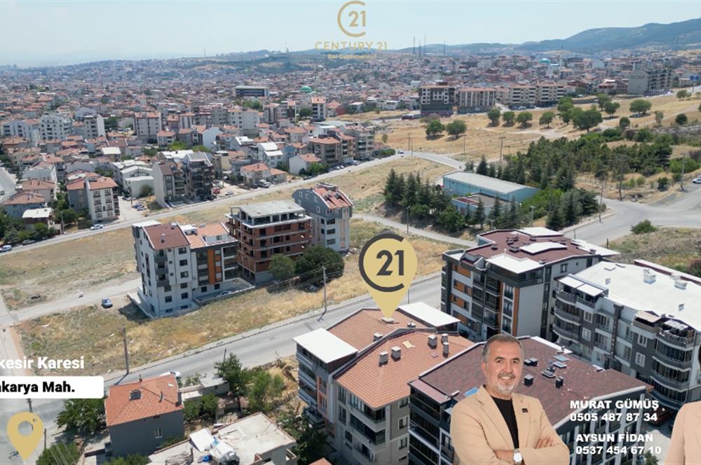C21 BAL'DAN OKULLAR BÖLGESİ KULLANIŞLI TEMİZ SATILIK 2+1