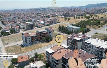 C21 BAL'DAN OKULLAR BÖLGESİ KULLANIŞLI TEMİZ SATILIK 2+1