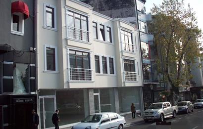 FATİH FEVZİPAŞA CADDESİNDE KOMPLE KİRALIK BİNA