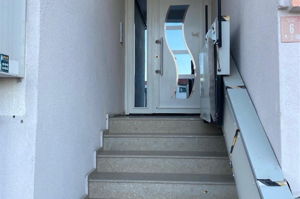 C21 BAL'DAN OKULLAR BÖLGESİ KULLANIŞLI TEMİZ SATILIK 2+1