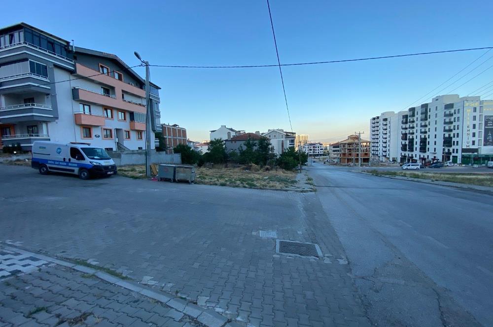 C21 BAL'DAN OKULLAR BÖLGESİ KULLANIŞLI TEMİZ SATILIK 2+1