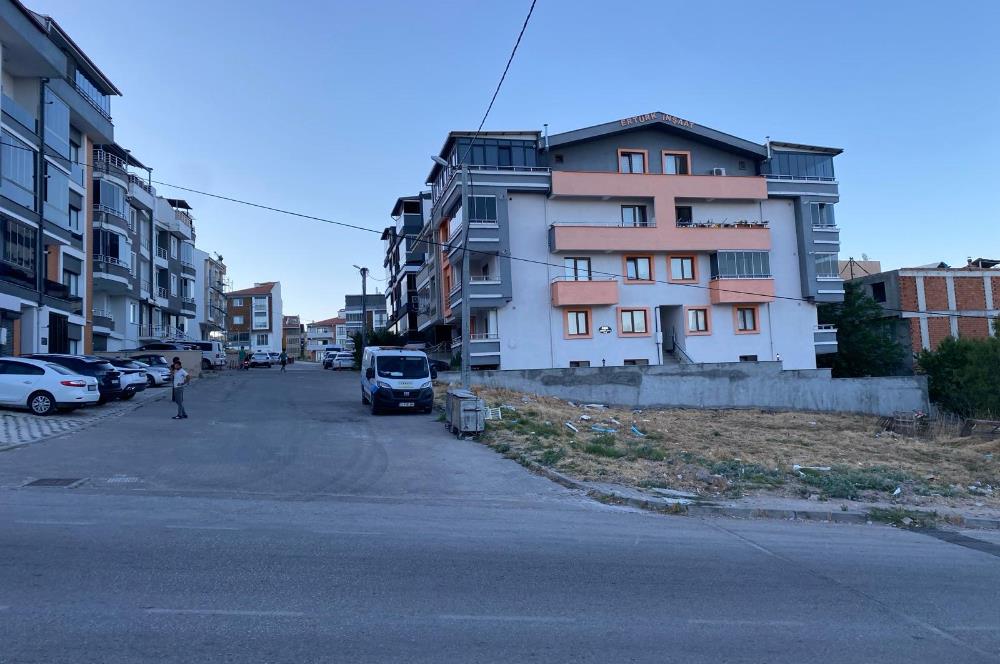 C21 BAL'DAN OKULLAR BÖLGESİ KULLANIŞLI TEMİZ SATILIK 2+1