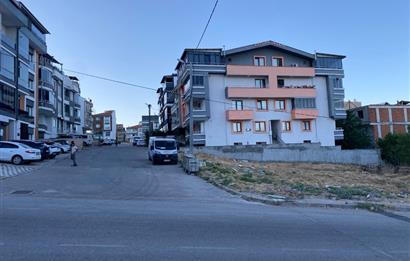 C21 BAL'DAN OKULLAR BÖLGESİ KULLANIŞLI TEMİZ SATILIK 2+1