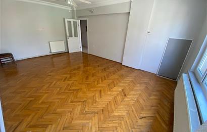 CENTURY21 BAL'DAN C.TOPEL CD.ATATÜRK PARKI YANI 2+1 TEMİZ
