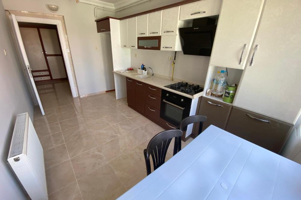 CENTURY21 BAL'DAN C.TOPEL CD.ATATÜRK PARKI YANI 2+1 TEMİZ