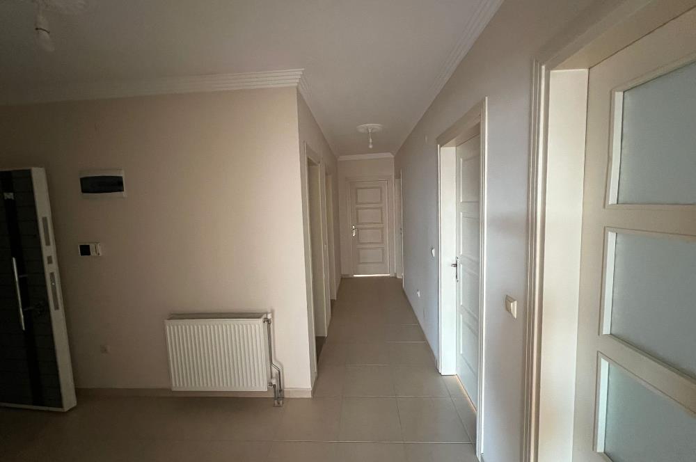 Kaşüstü merkezde tüm lokasyonlara yakın kiralık 3+1