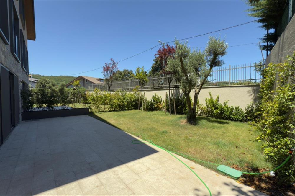 Uskumruköy de Yeni Projede Taşınmaya Hazır Sıfır Tripleks Villa
