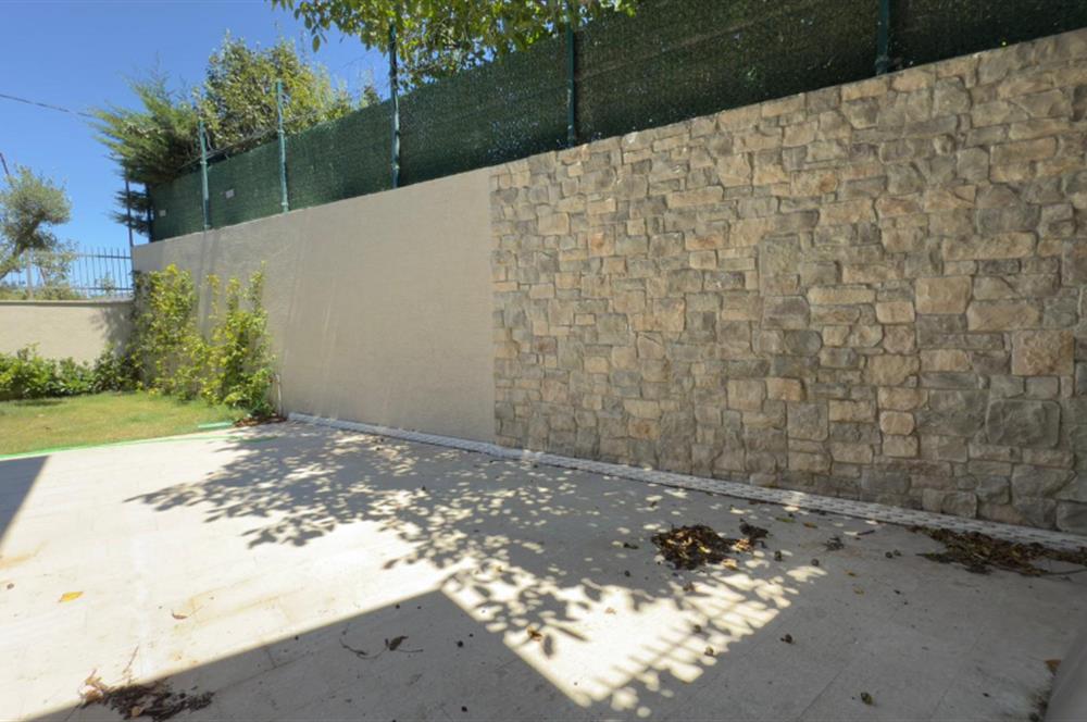 Uskumruköy de Yeni Projede Taşınmaya Hazır Sıfır Tripleks Villa